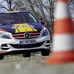 Elektryczne samochody nauczą jazdy młodych Niemców