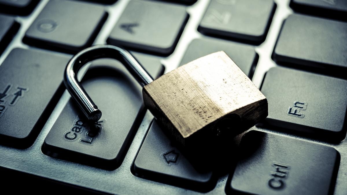 Wyciekły szczegółowe dane prawie 15 milionów osób