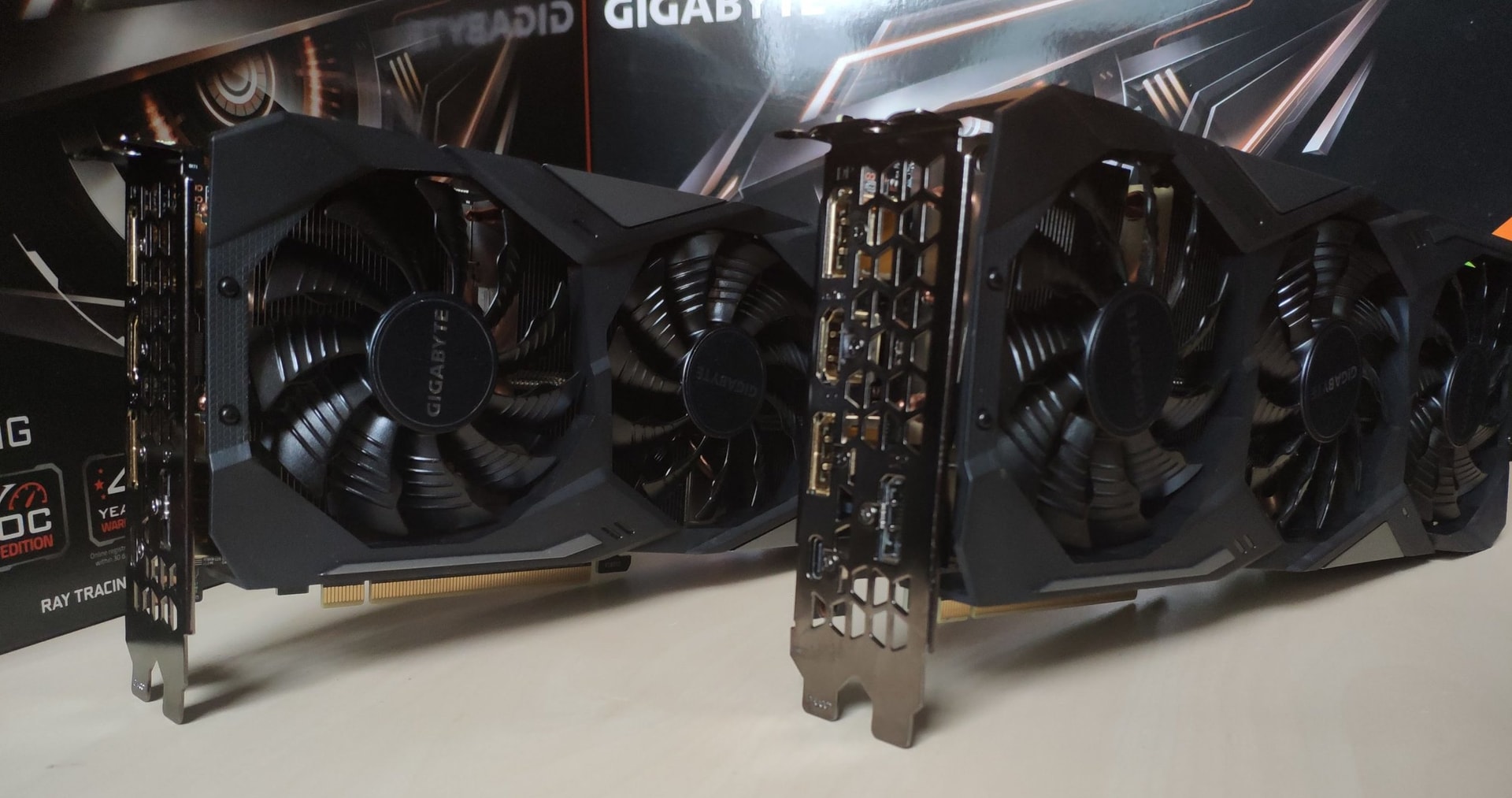 TEST: NVIDIA GeForce RTX 2080 Ti i RTX 2080