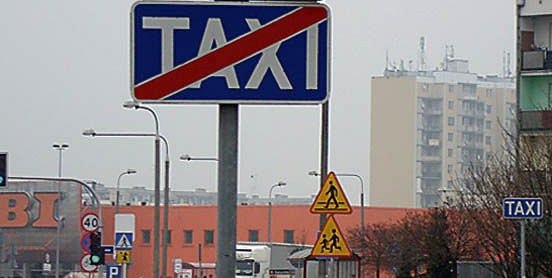 FELIETON: o tym, jak zaskoczył nas Uber, Bolt i elektryczne hulajnogi