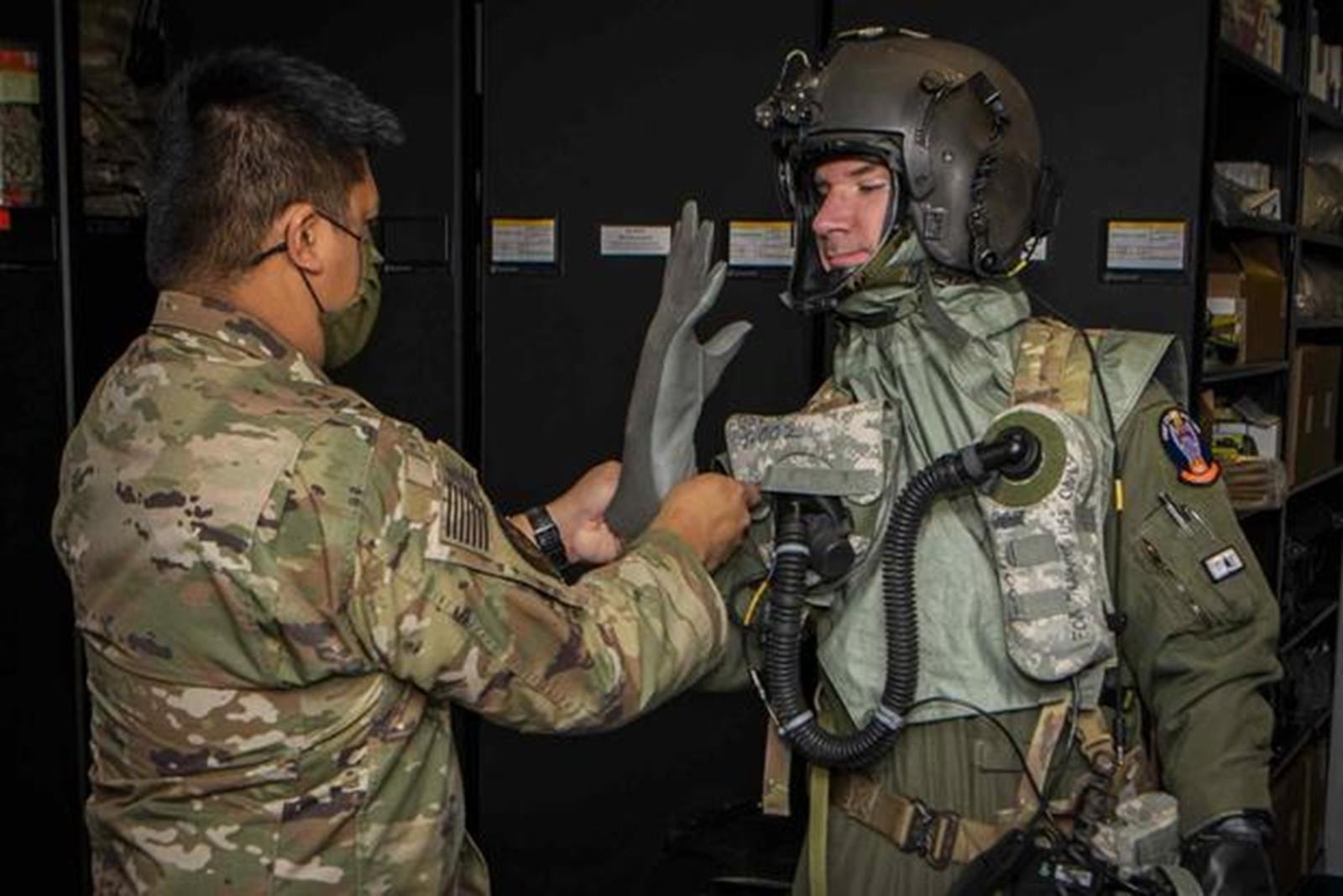 Nowy kombinezon pilotów USA już w testach. Oto nowoczesny UIPE