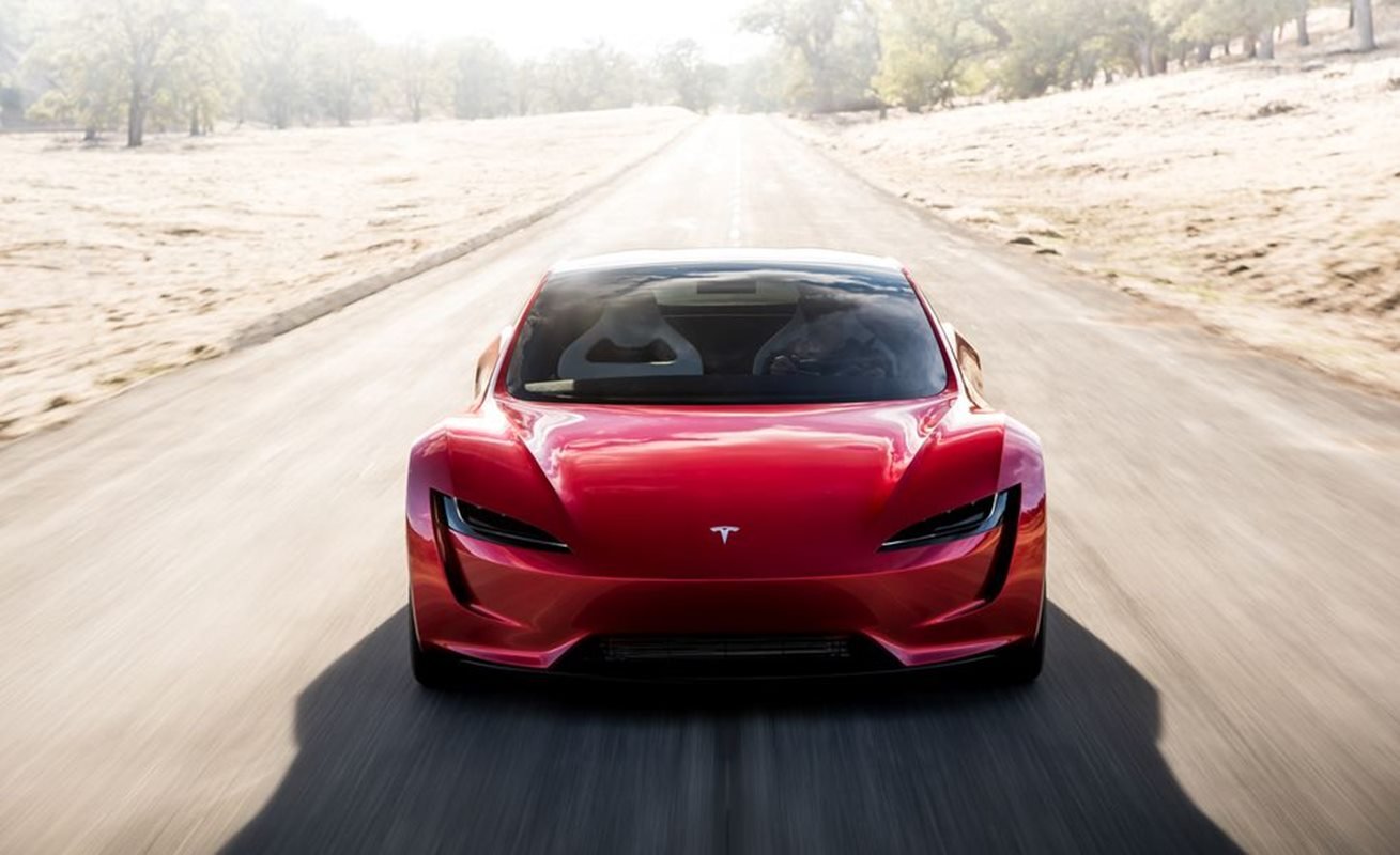 Ulepszony Roadster Tesli z pakietem SpaceX, czyli do setki w 1,1 sekundy
