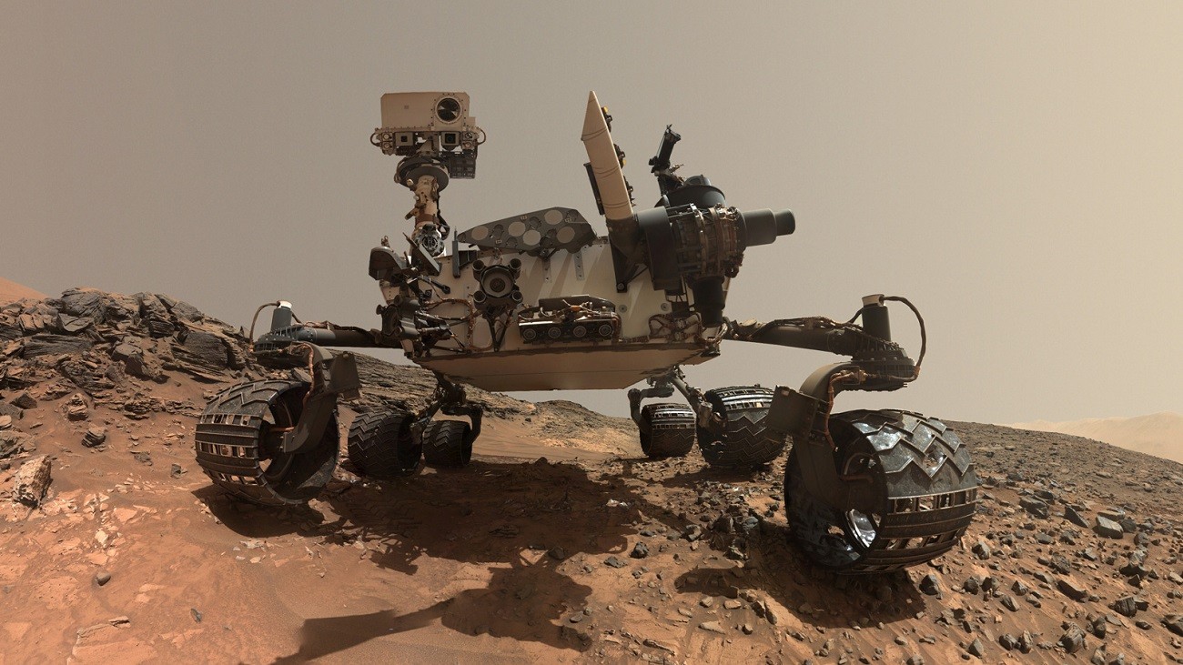 Łazik Curiosity i marsjańska pustka. Zobaczcie nowe zdjęcie “zapomnianego” instrumentu