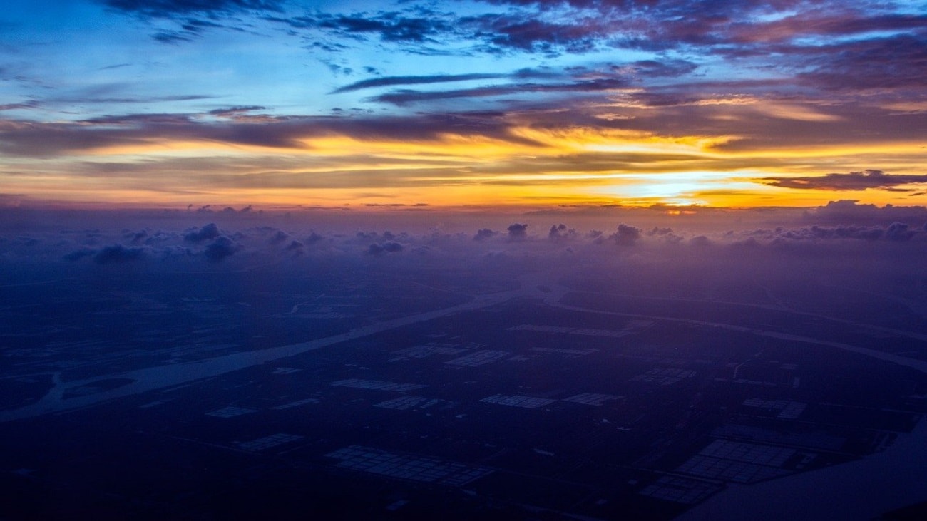 Zaskakujące odkrycie w ziemskiej atmosferze. Takich cząsteczek wcześniej tam nie widziano