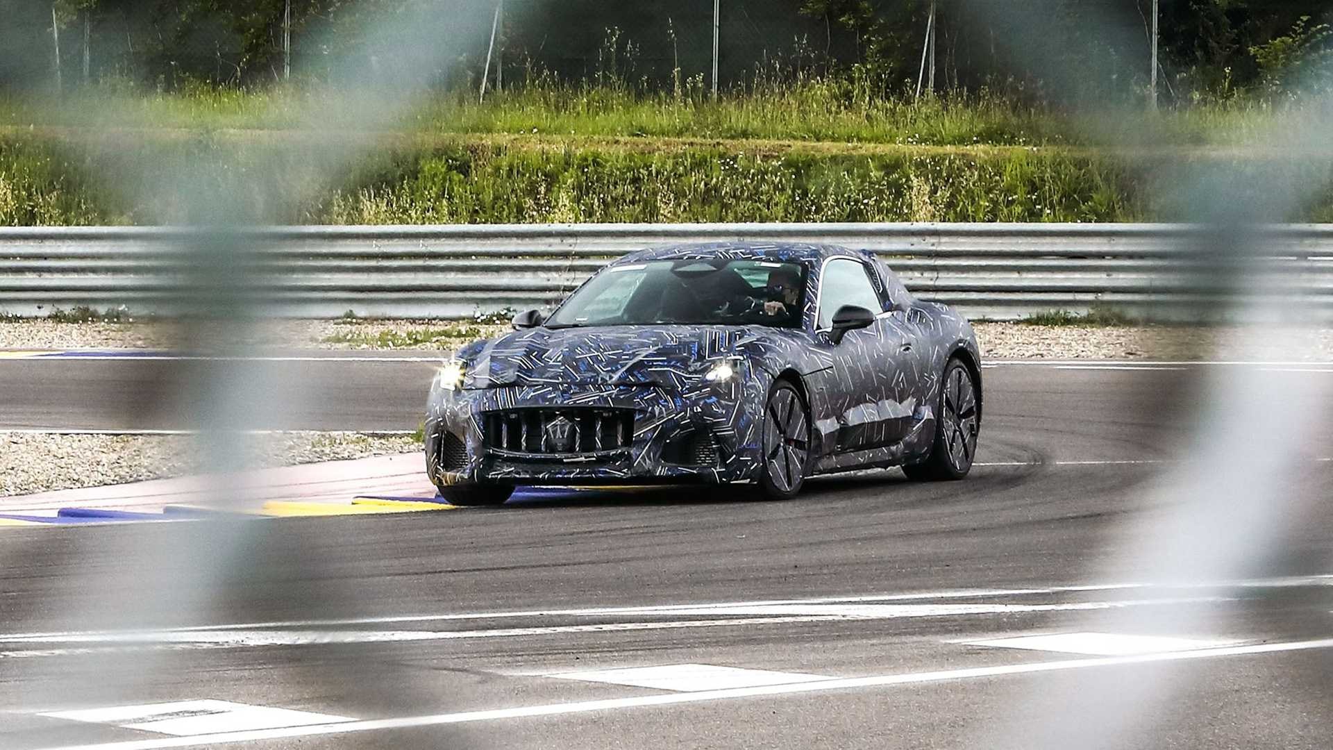 Pierwszy zwiastun Maserati GranTurismo 2022. Spójrzcie na zdjęcia prototypu
