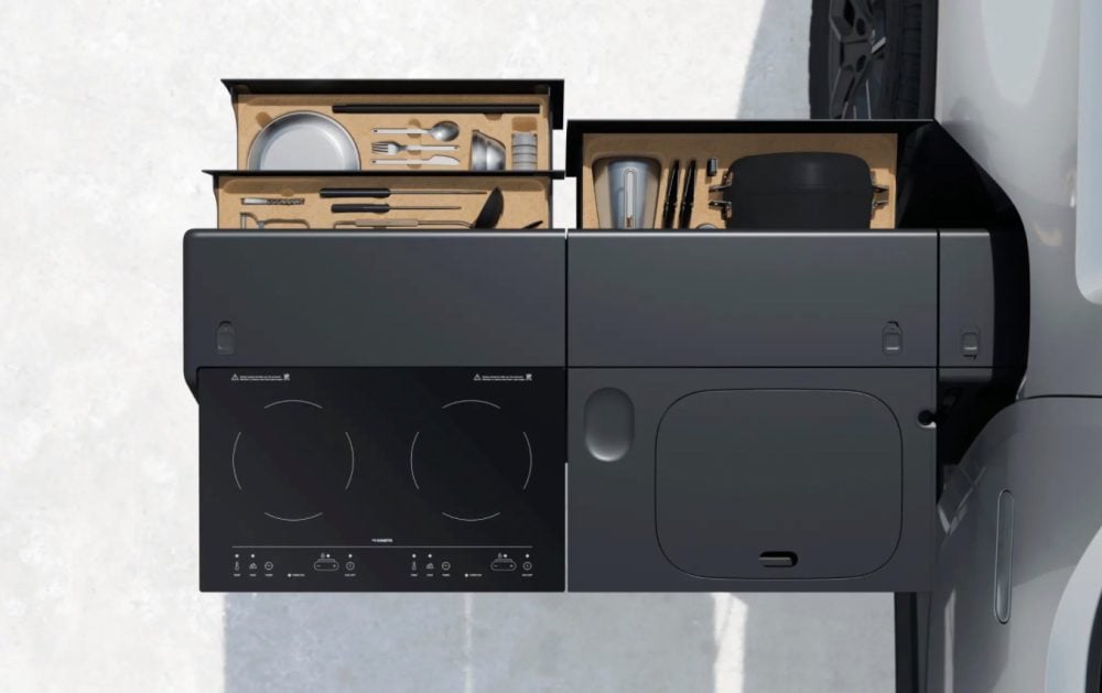 Kuchnia wbudowana w elektryczny pickup Rivian R1T zachwyca sposobem integracji