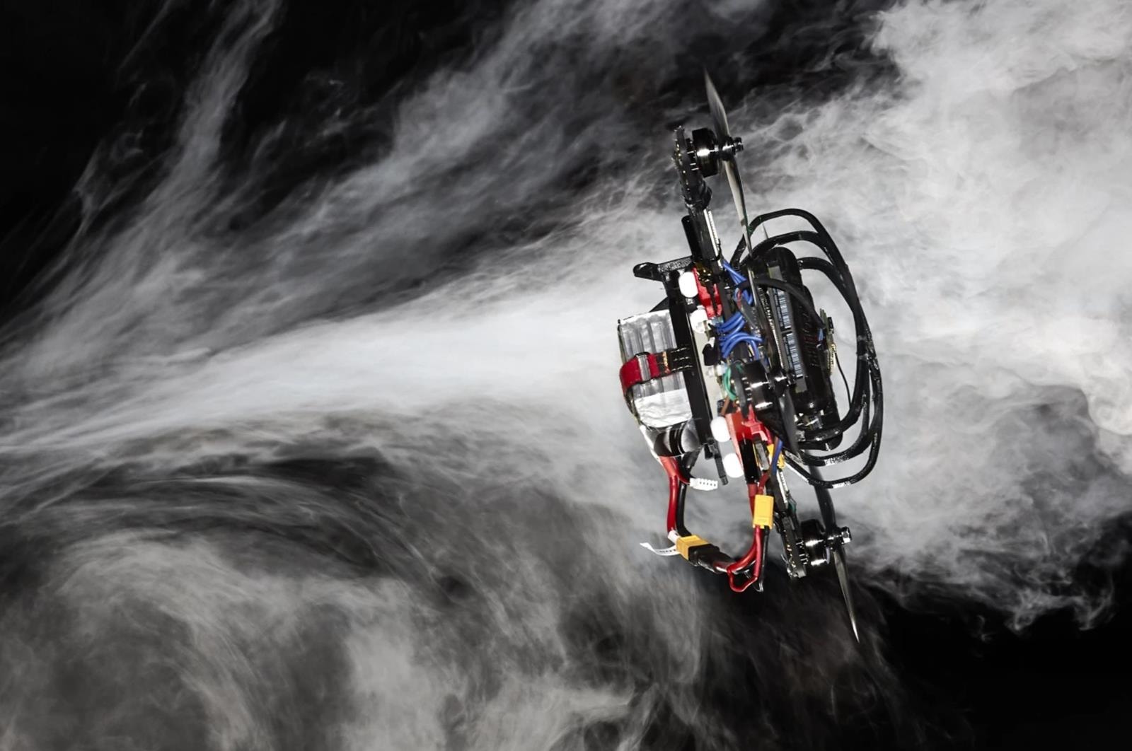 autonomiczny dron wyścigowy