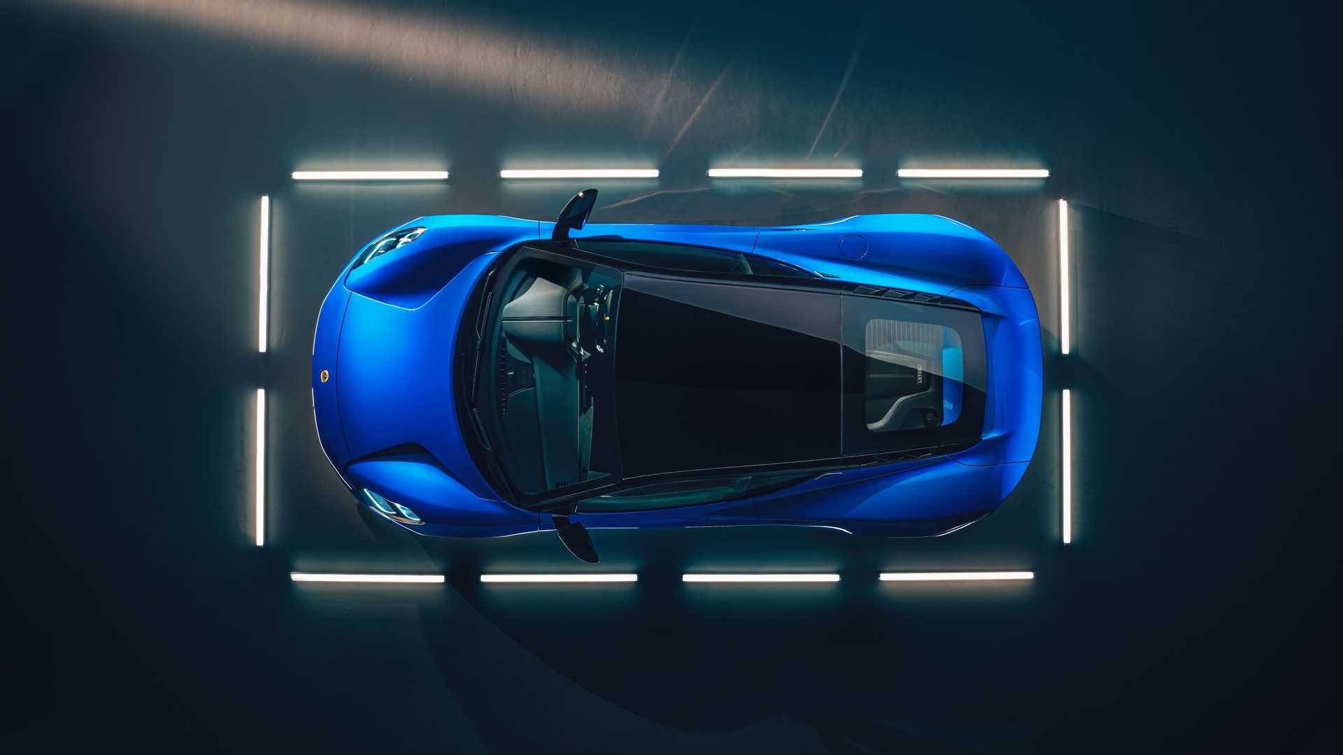 Premiera Lotus Emira, ostatni spalinowy Lotus, Lotus Emira, Emira