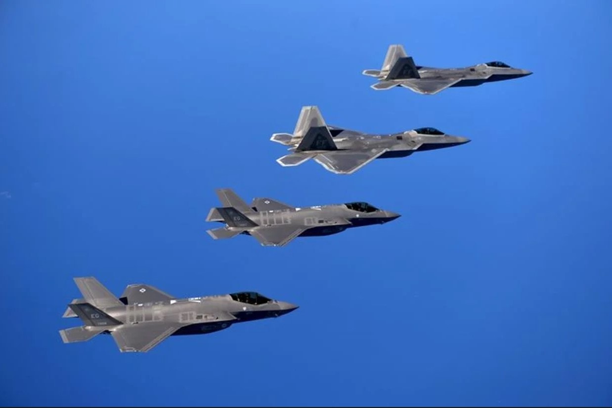 Ziemskie pole magnetyczne w roli GPS, Ziemskie pole magnetyczne, GPS Ziemskie pole magnetyczne