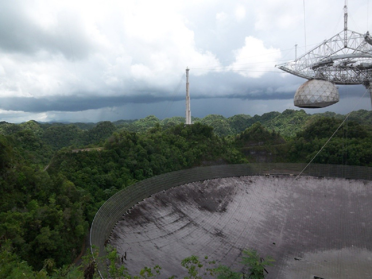 Obserwatorium Arecibo już nie funkcjonuje, ale ostrzega przed zagrożeniem dla Ziemi
