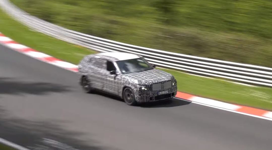 Hybrydowe BMW X8 M wyszpiegowane. Co wiadomo o luksusowym flagowym SUVie?