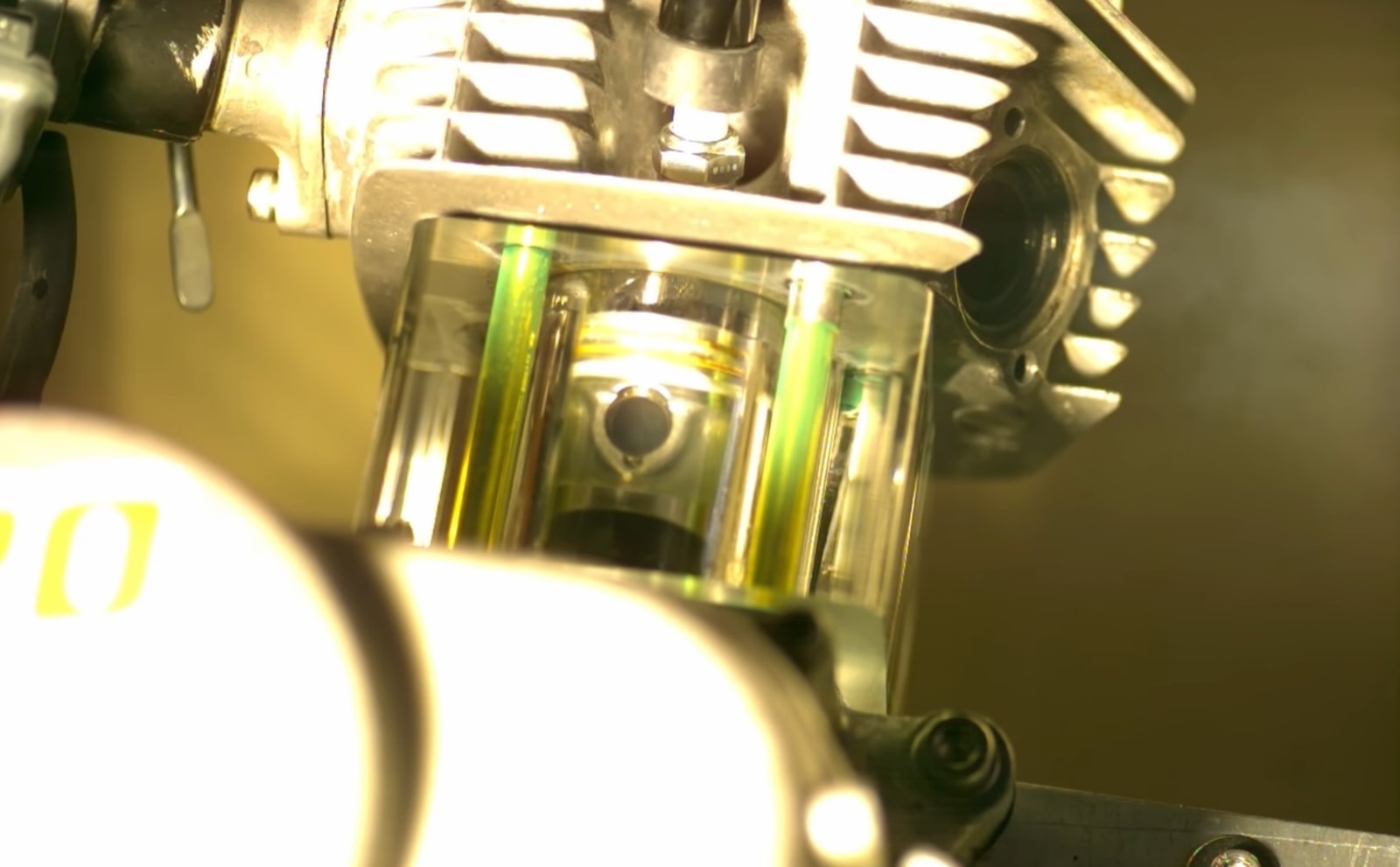 Jak działa czterosuwowy silnik, czterosuwowy silnik,