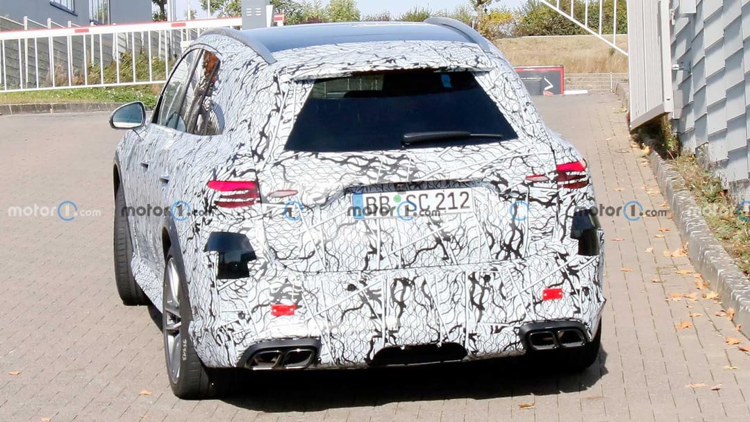 Pierwsze zdjęcia Mercedes-AMG GLC 63 2023. Co pokazuje prototyp GLC nowej generacji?