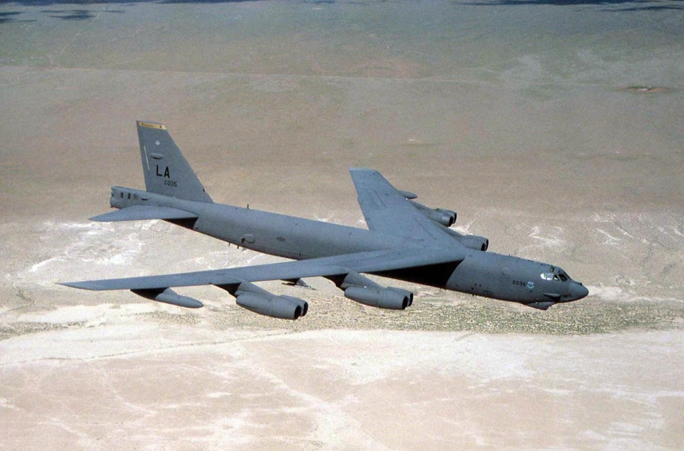 bombowce B-52 zestrzeliły myśliwce MiG-21