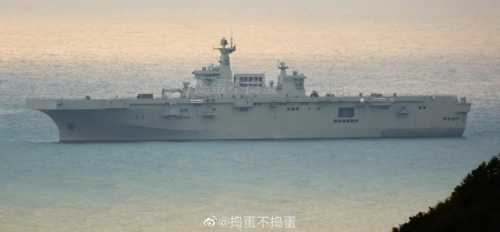 Trzeci chiński okręt desantowy Typ 75 LHD, chiński okręt desantowy Typ 75 LHD, chiński okręt desantowy,Typ 75 LHD