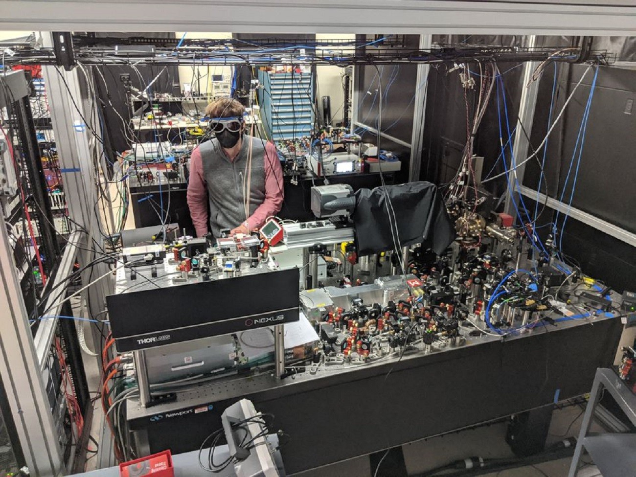 Powstał komputer kwantowy z 256 kubitami. Jego twórcy zamierzają bić kolejne rekordy