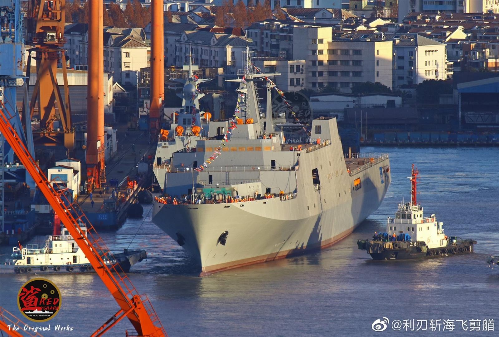 Chiny zwodowały trzy nowe okręty wojenne, trzy nowe okręty wojenne, Chiny, PLAN