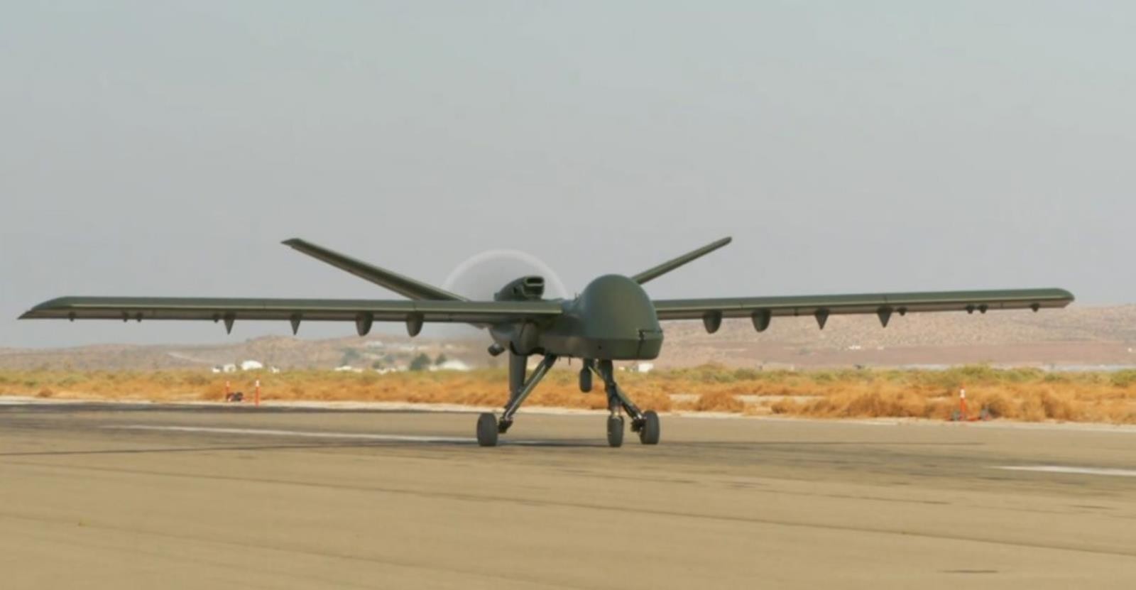 Spójrzcie na wojskowego drona Mojave, dron Mojave, Mojave