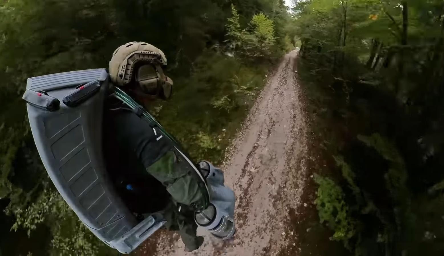 Plecak odrzutowy Gravity Industries w górskim ratownictwie, Ćwiczenia NATO sprawdziły potencjał, Plecak odrzutowy, Gravity Industries, Jet Suit