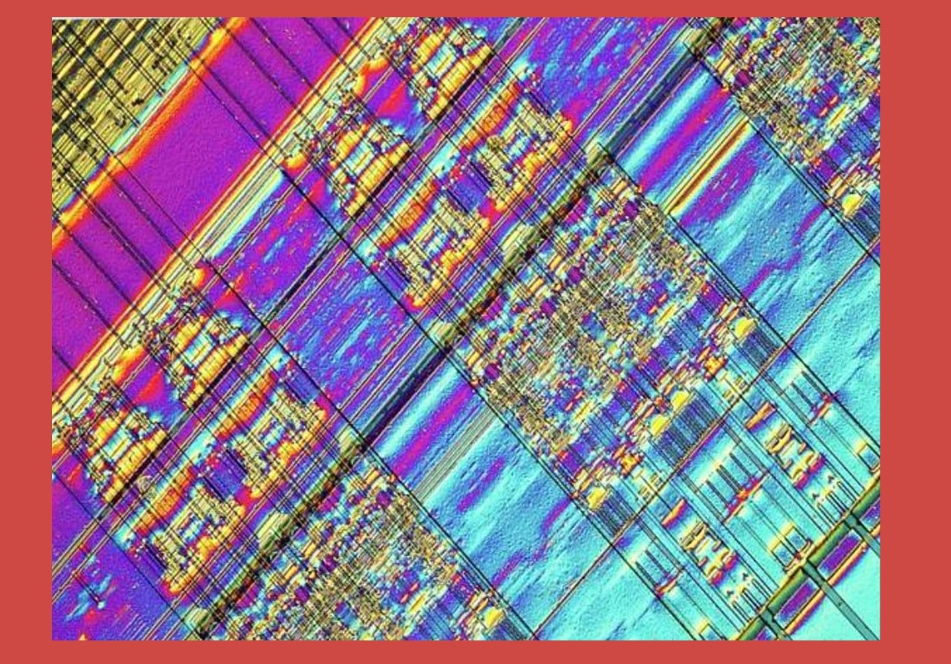 ULTRARAM łączy najlepsze cechy pamięci flash i DRAM. Po raz pierwszy wyprodukowano ją na krzemie