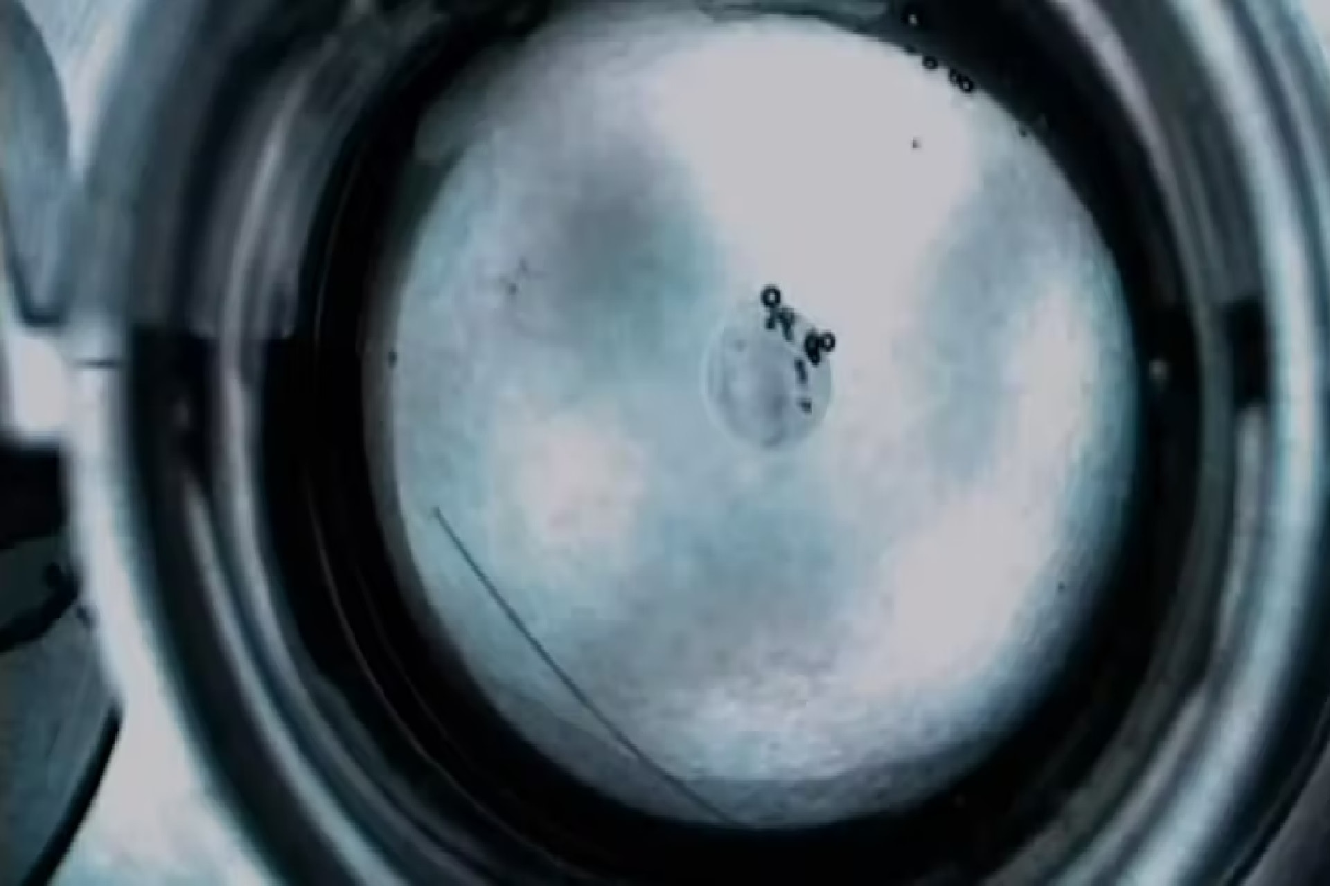 plynne-roboty-bez-zasilania