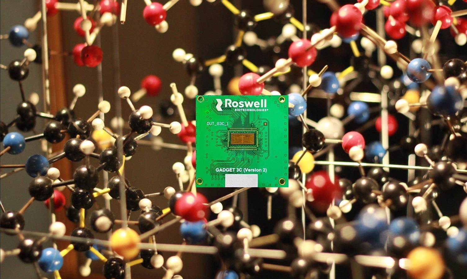 Podsłuchano molekularną komunikację, pierwszy molekularny układ elektroniczny