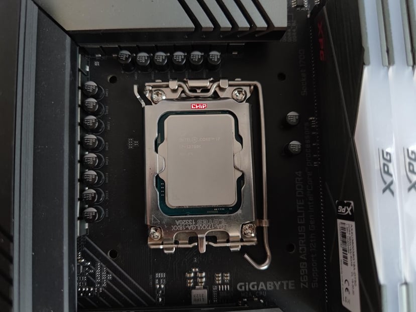 Test procesora Intel Core i7-12700K z pamięciami DDR4 i DDR5