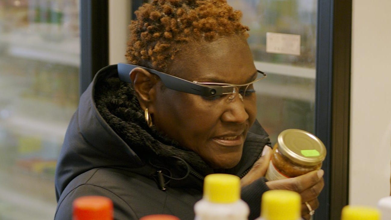 Niewidomi dowiedzą się, na co patrzą. Pomoże sztuczna inteligencja