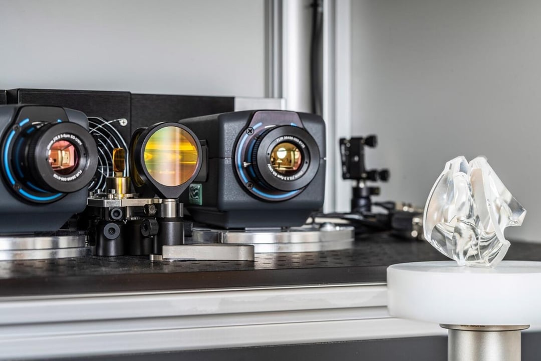 Opracowano system do skanowania przezroczystych obiektów. To Glass360Dgree z Niemiec