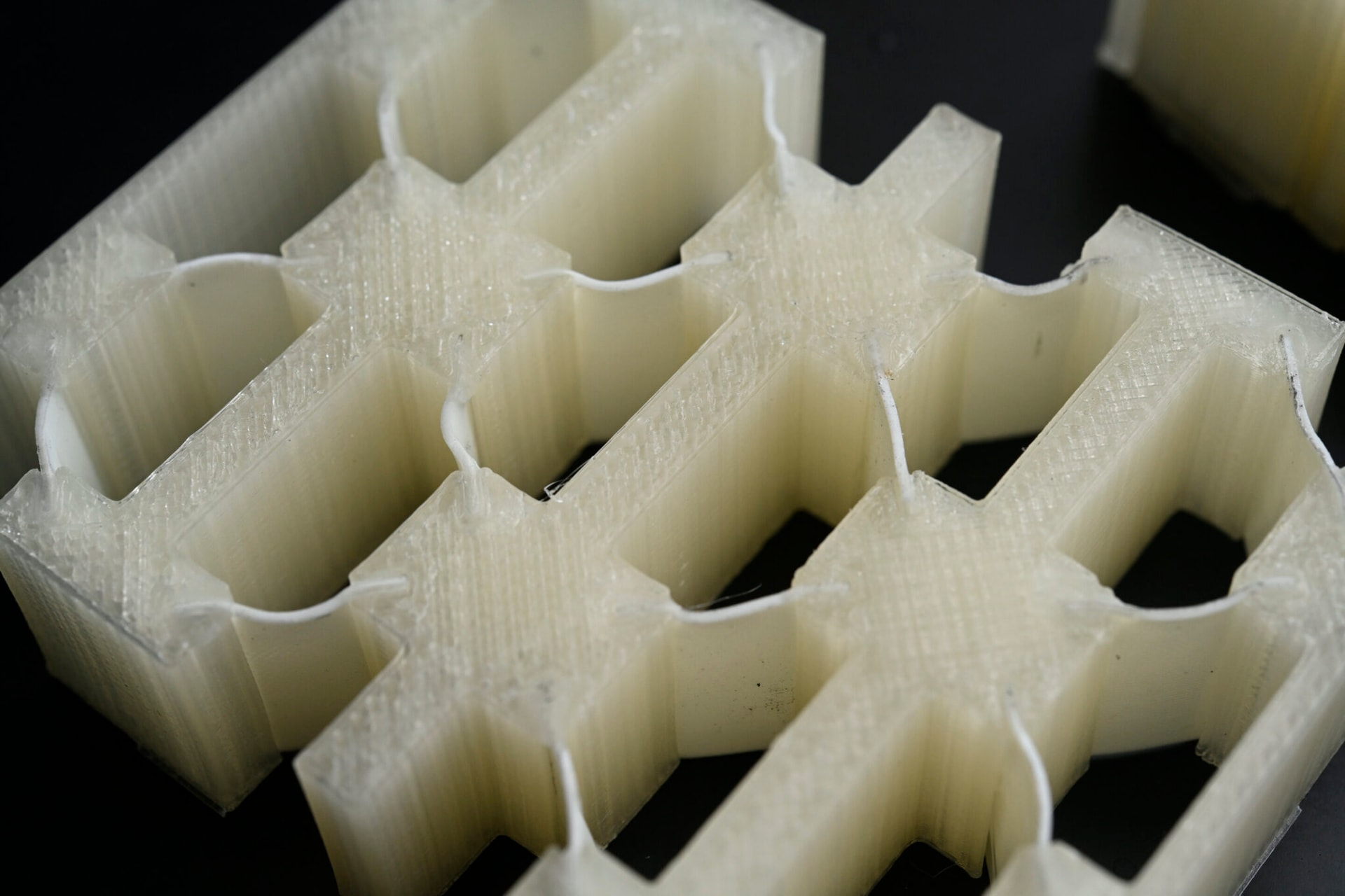 Nowy materiał pozwoli na stworzenie lżejszych pancerzy