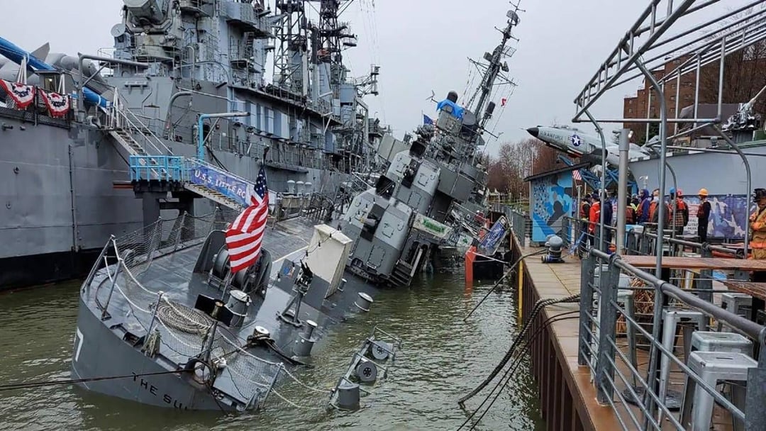 Amerykański niszczyciel tonie. Ruszyła walka o uratowanie USS The Sullivans z czasów II WŚ