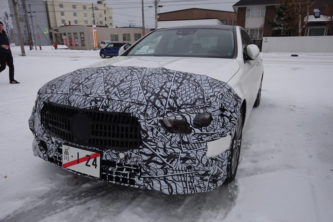 Co ma wspólnego kamuflowanie samochodów przedprodukcyjnych z okrętami wojennymi?