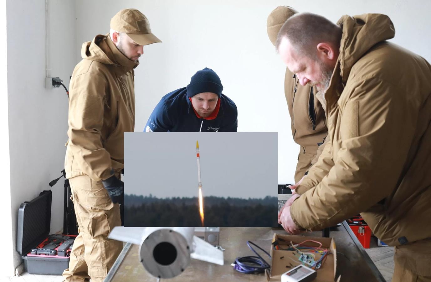 test polskiej trójstopniowej rakiety suborbitalnej, polskiej trójstopniowej rakiety suborbitalnej,