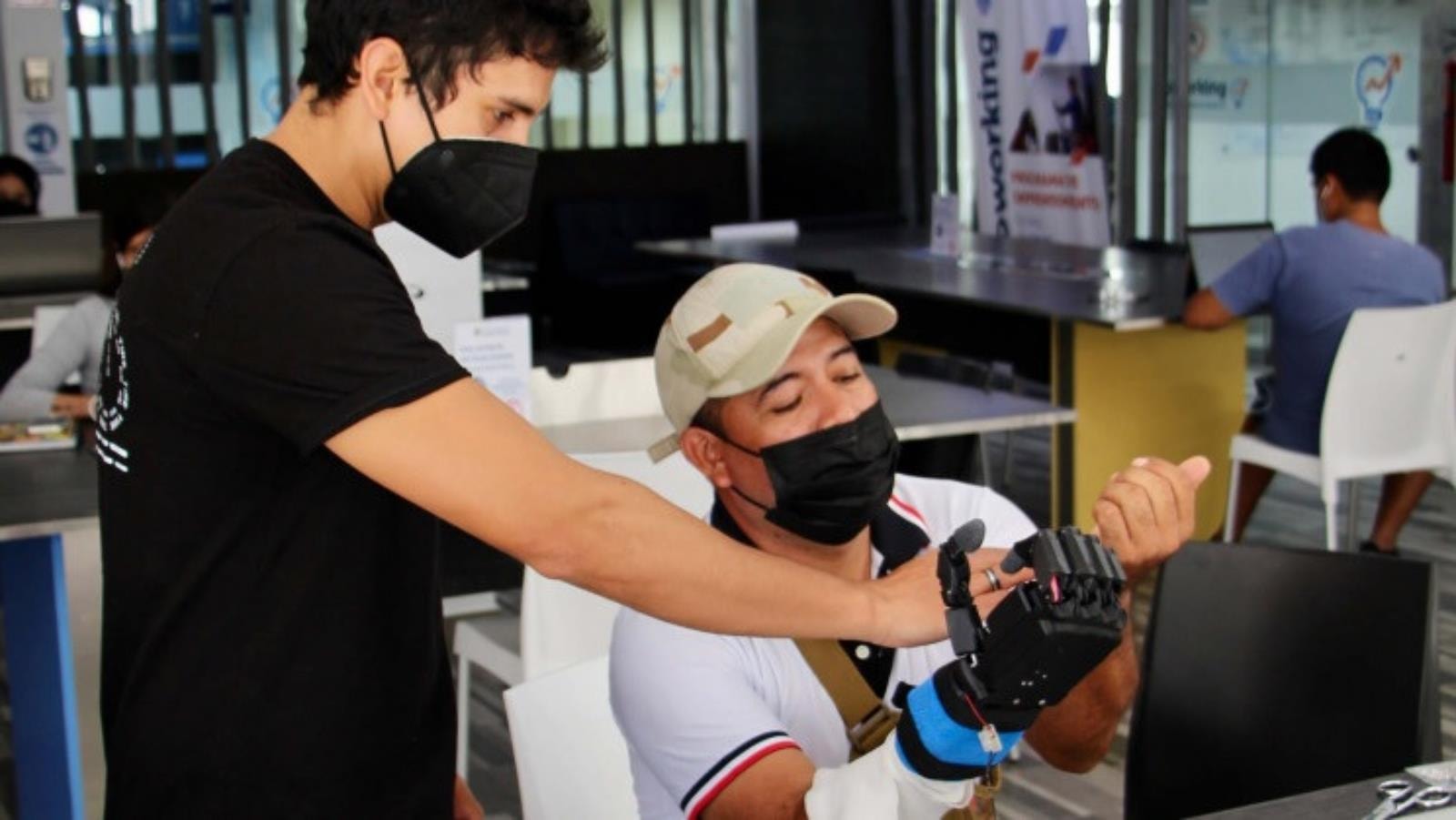 Protezy z plastikowych butelek,