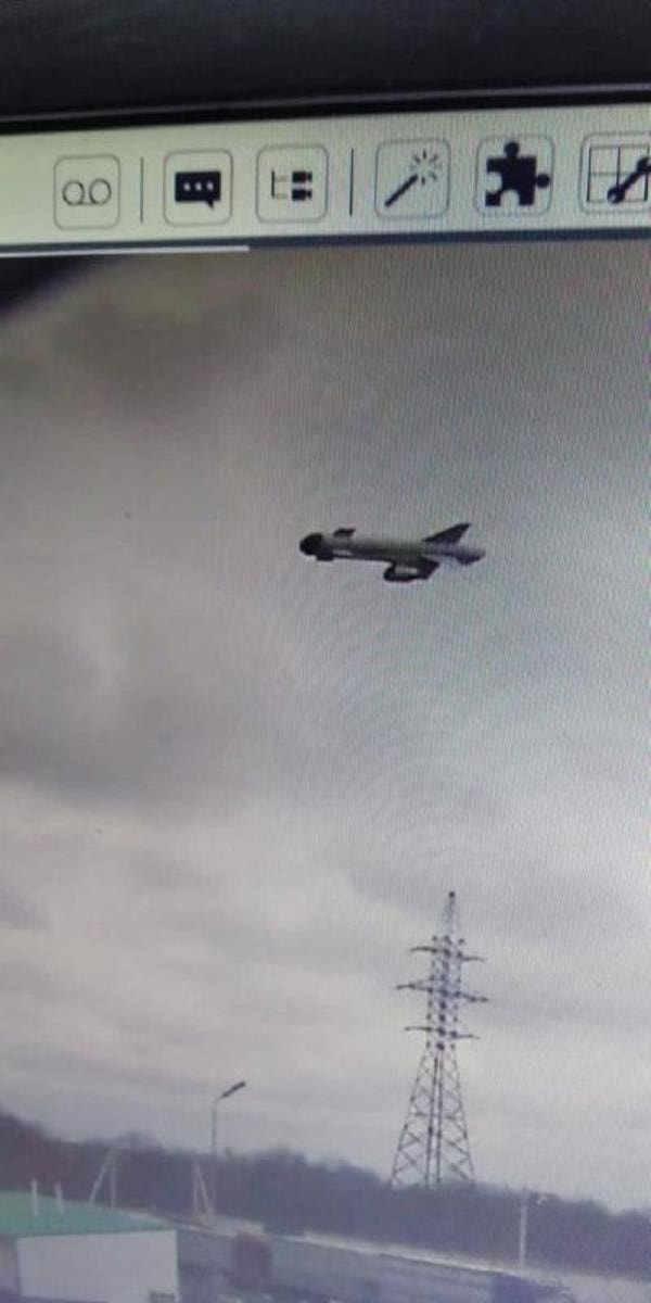 Rosyjski myśliwiec Su-57 na ukraińskim niebie