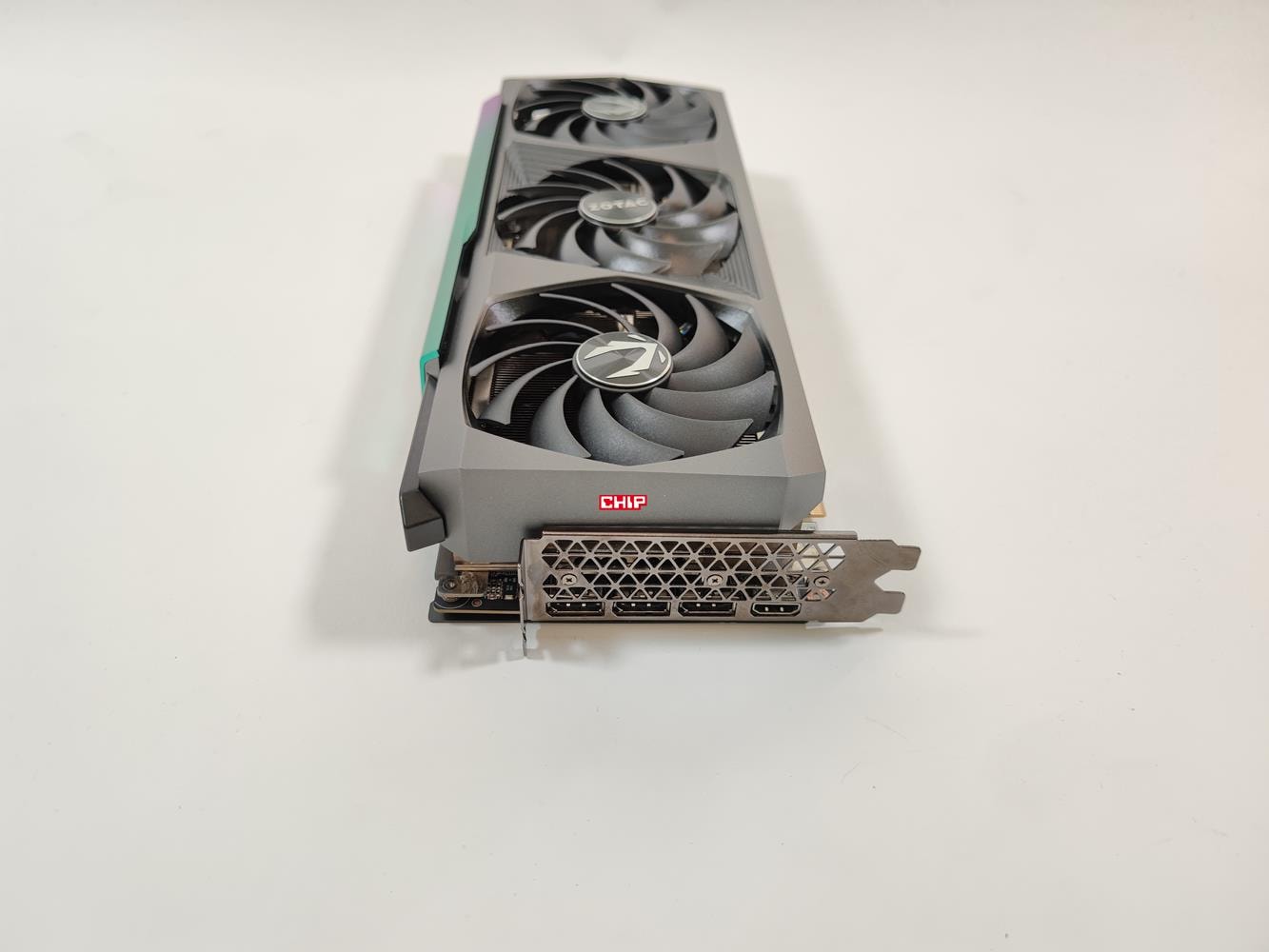 test ZOTAC GeForce RTX 3090 Ti AMP Extreme Holo, recenzja ZOTAC GeForce RTX 3090 Ti AMP Extreme Holo, opinia ZOTAC GeForce RTX 3090 Ti AMP Extreme Holo