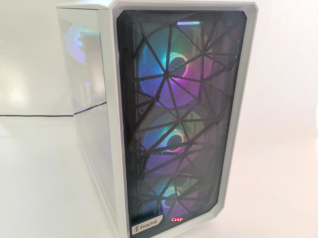 Test obudowy Fractal Design Meshify 2 RGB White TG Clear Tint