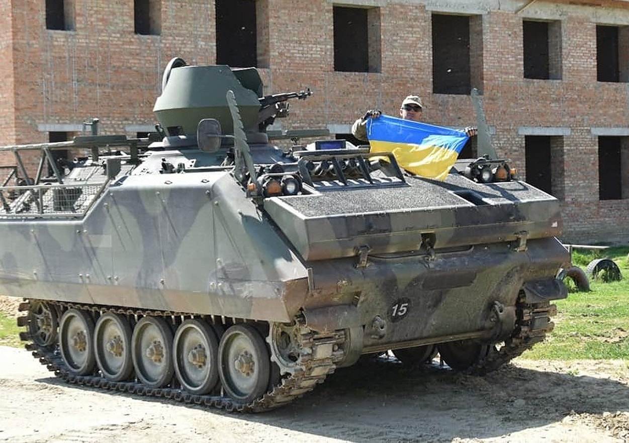 Nowe pojazdy dla Ukrainy, AMZ Dzik, M113, YPR-765, Piraha P, Mastif i Szakal