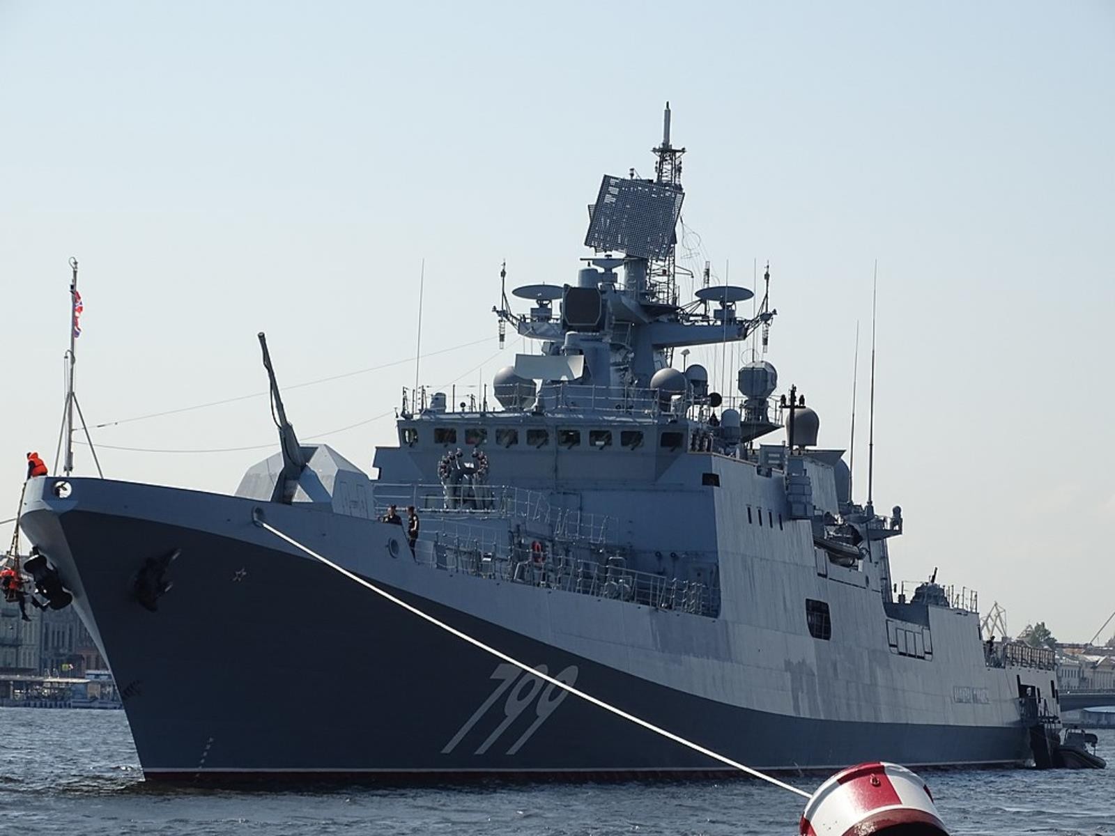 nowy flagowy okręt Czarnomorskiej Floty Rosji, fregata Admirał Makarow