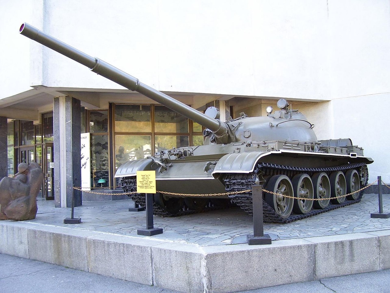 rosyjskie czołgi T-62, T-62