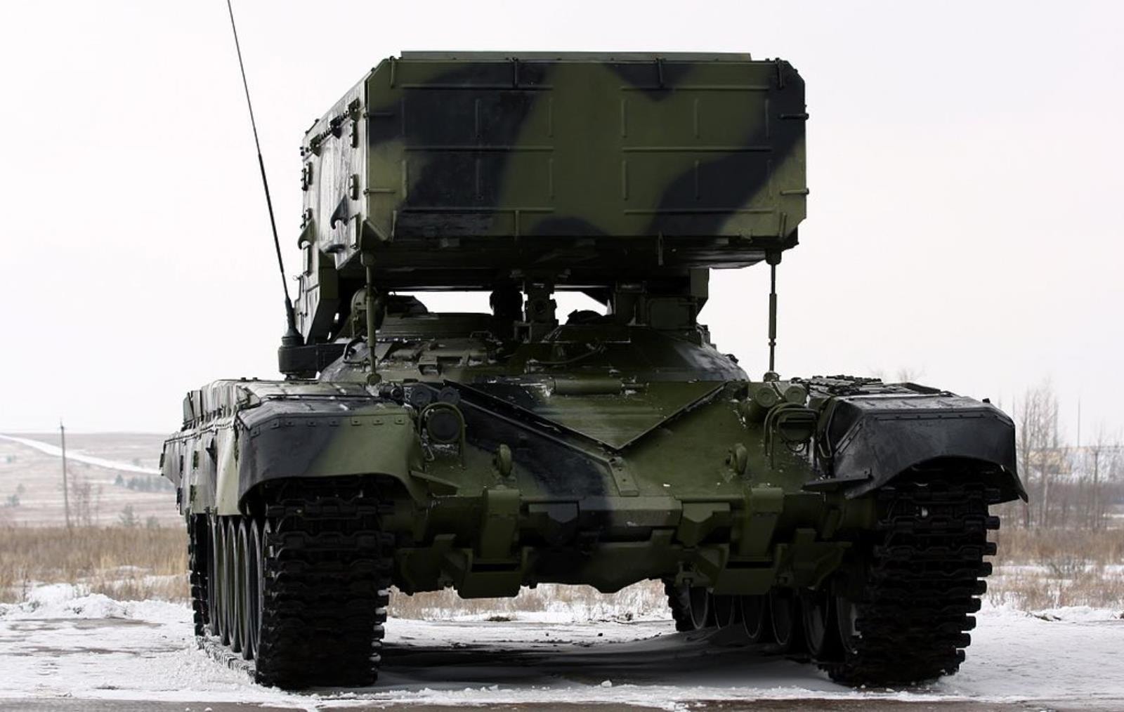 Rosyjskie wyrzutnie rakiet TOS-1, wyrzutnie rakiet TOS-1,TOS-1,