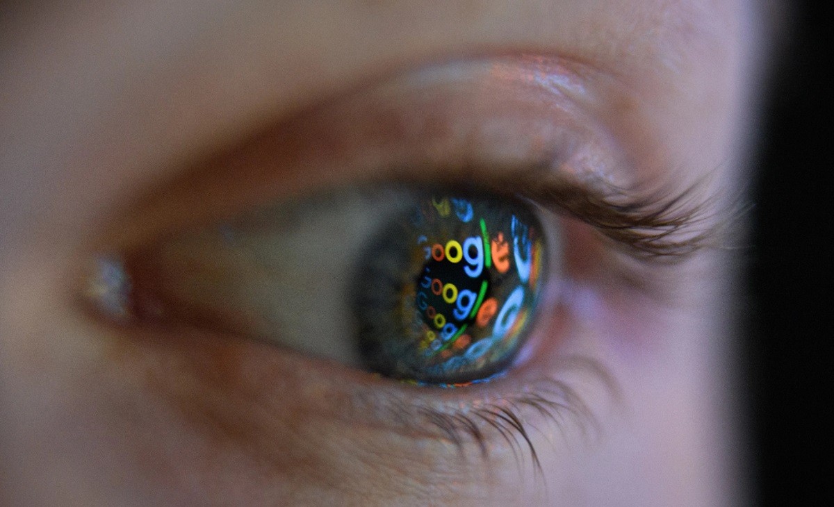 Google zakazało reklam aplikacji szpiegujących i... te nadal wyświetlają się w wyszukiwarce