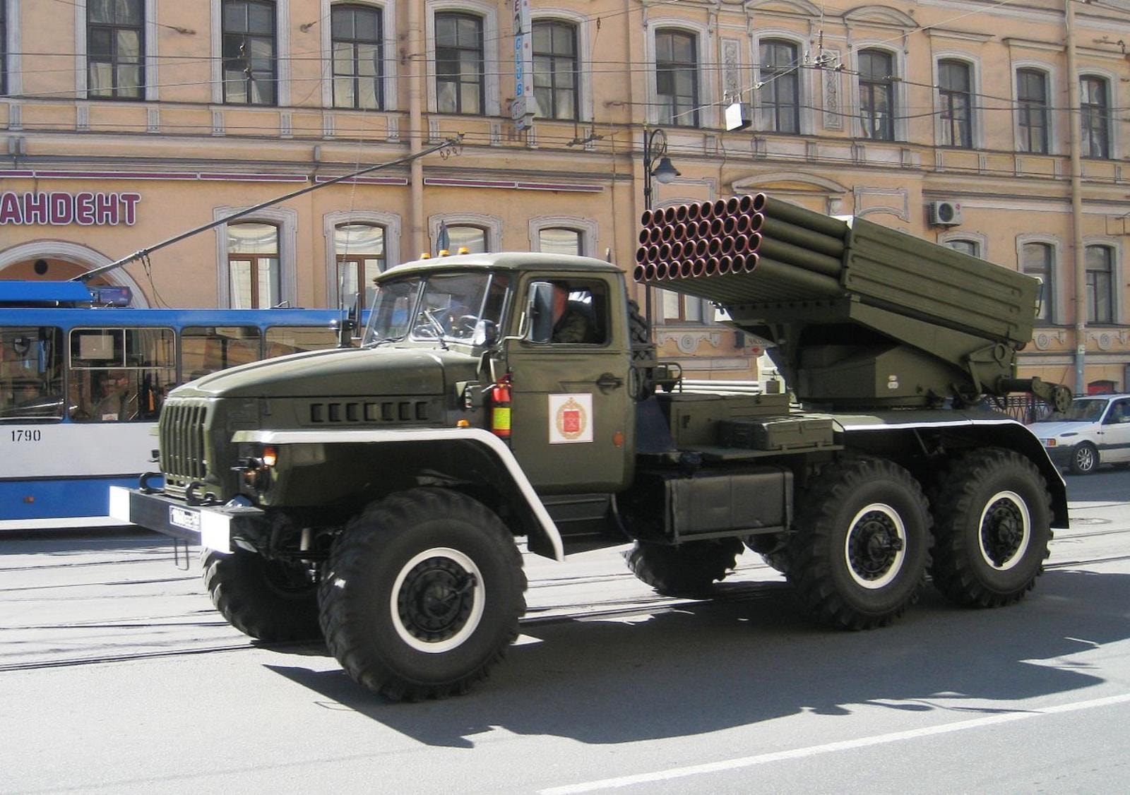 BM-21 Grad, wieloprowadnicowa wyrzutnia, opis BM-21 Grad, wyrzutnie BM-21 Grad, BM21 Grad, Grady