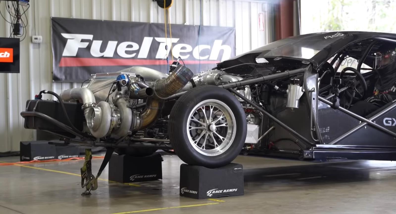 najmocniejszy czterocylindrowy silnik,