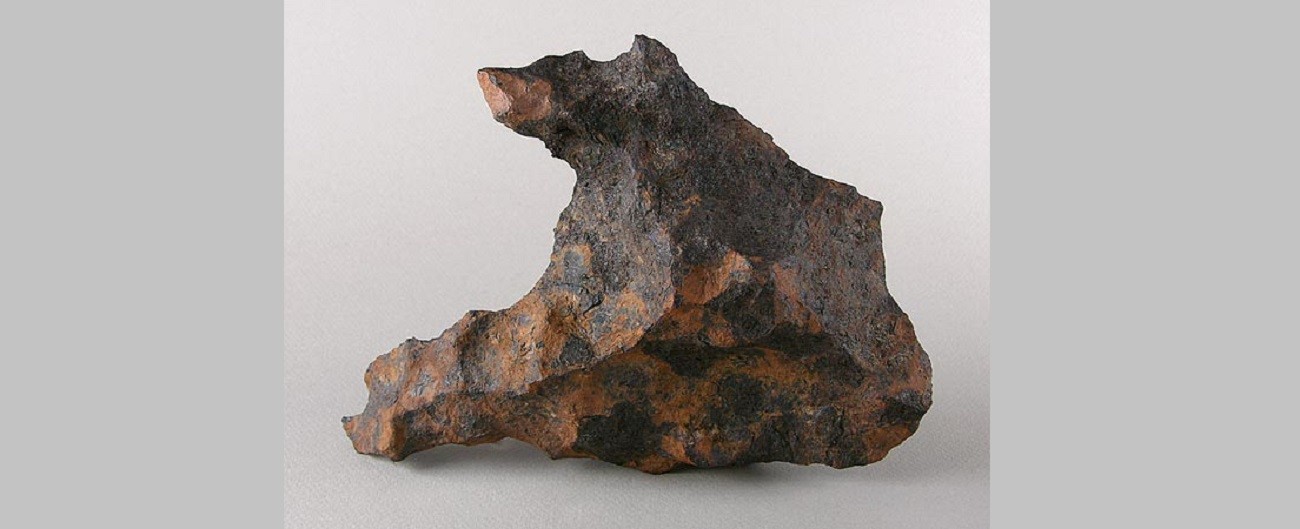 Meteoryt, który uderzył w Ziemię 50 tysięcy lat temu zawiera niewidzianą wcześniej strukturę