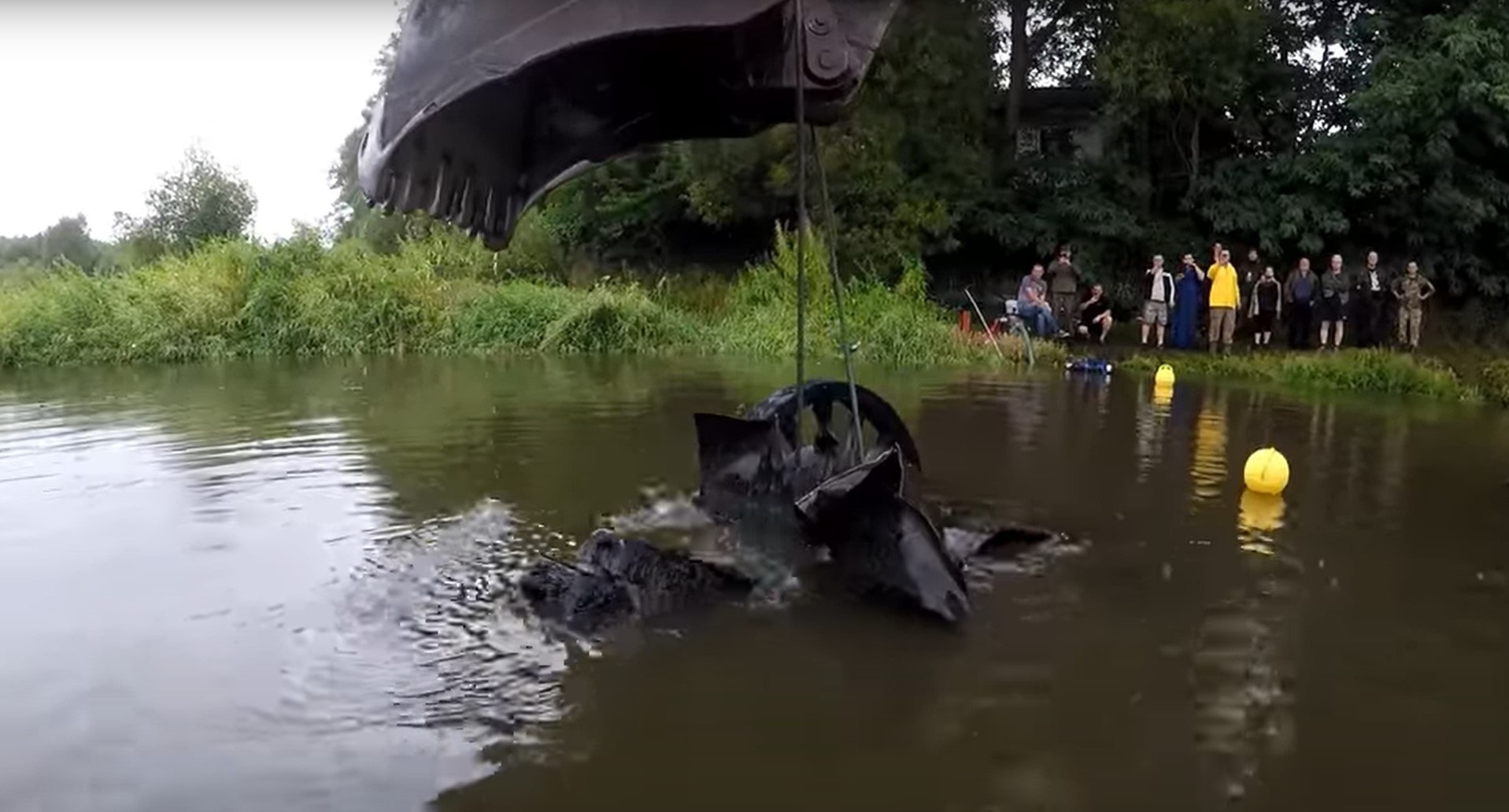 Polacy odkryli skarb na dnie rzeki, Najpewniej ma na sobie krew naszych przodków