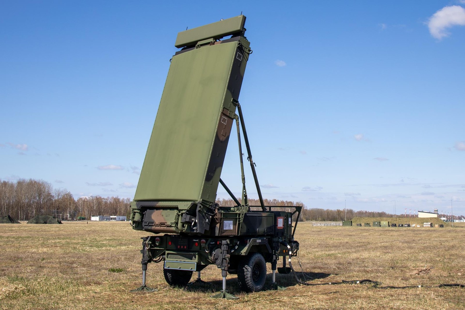 wielofunkcyjny radar AN/TPS-80,bezpieczeństwo oddziałów lądowych na nowy poziom, AN/TPS-80