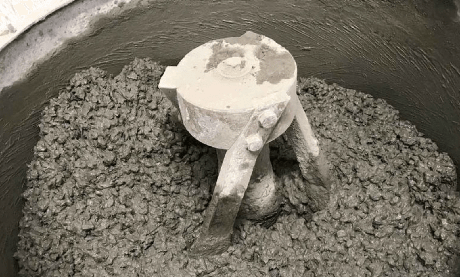 Nowy beton składający się ze zużytych opon, a nie kruszywa

