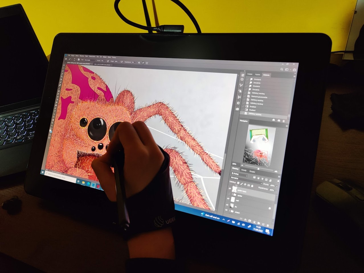 Test UGEE U1600, przystępny cenowo tablet graficzny z ekranem, UGEE U1600, test UGEE U1600, recenzja UGEE U1600,