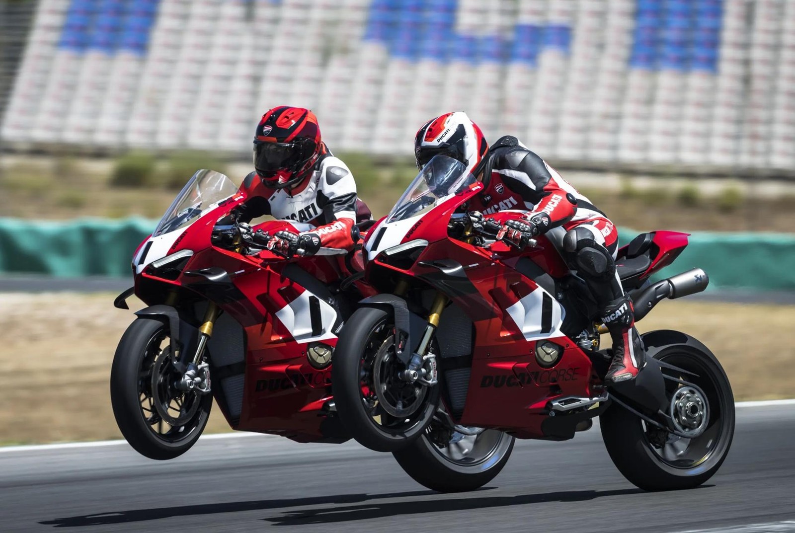 Ducati pokazało najnowszy motocykl, nowy Panigale V4 R 2023, Panigale V4 R 2023
